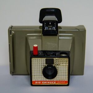 Vintage Polaroid Camera Big Swinger 3000